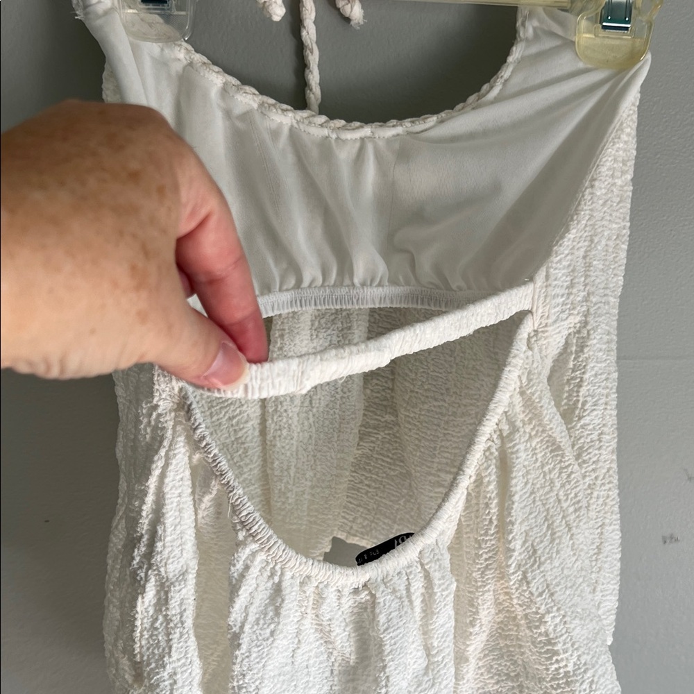 Zara Cream Textured Halter Crop Top - Picture 3 of 7